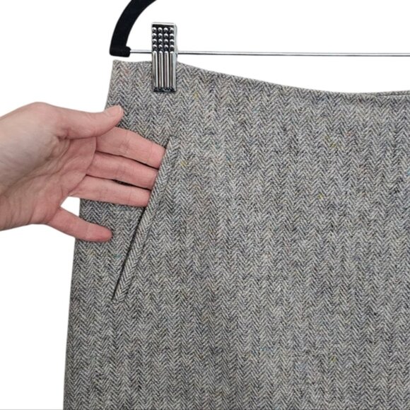 Talbots Grey Wool Tweed Herringbone Mini Skirt Size 6 - Picture 4 of 11